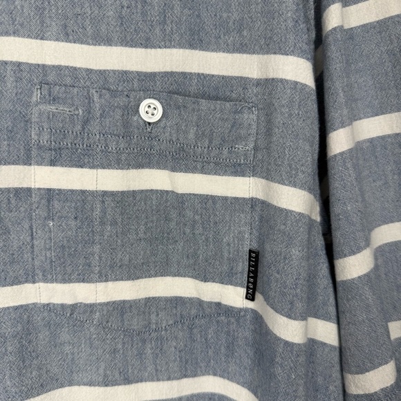 Billabong Blue White Casual Button Down Striped Shirt 100% Cotton Size Large GUC - Picture 2 of 8